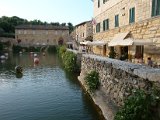 BAGNO VIGNONI 4.JPG